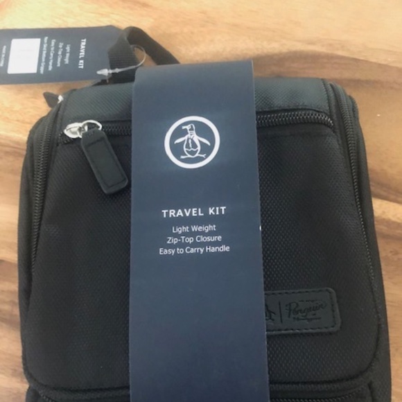 Original Penguin Travel Kit - NWT - Picture 2 of 7